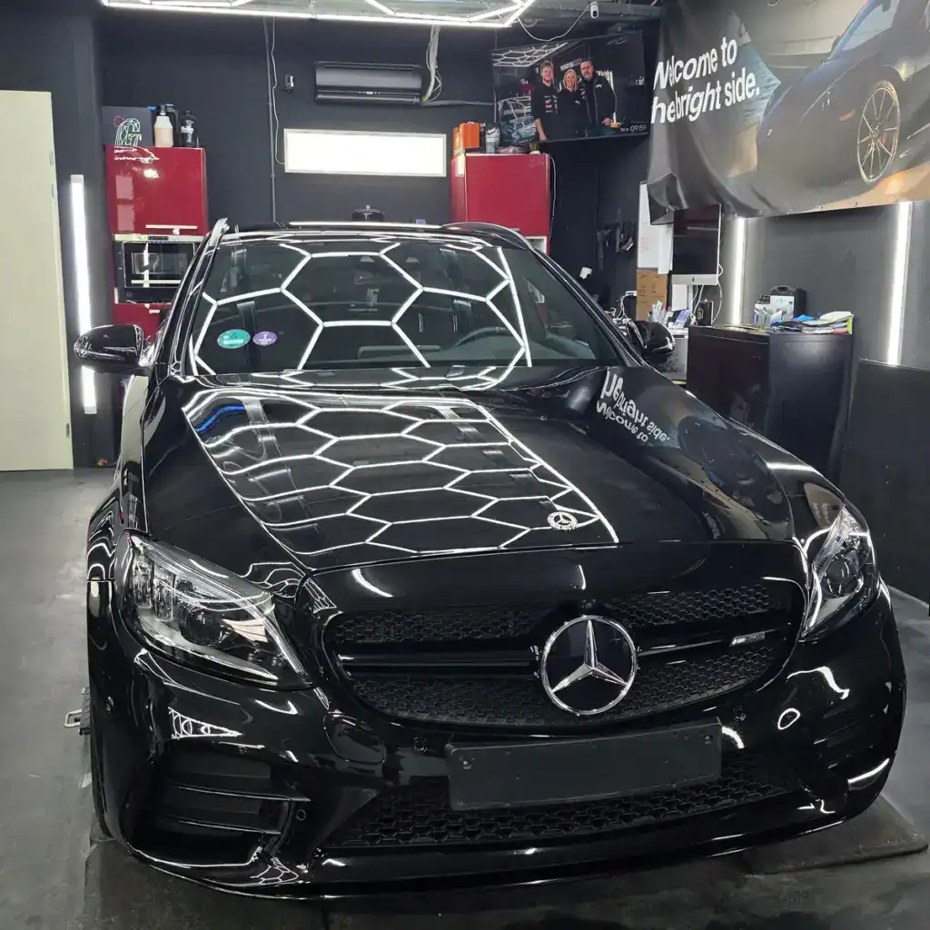 Wat een glans op deze Mercedes-AMG C43! – foto 2